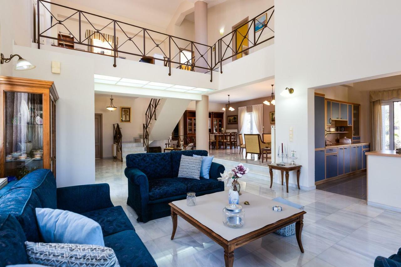 Carpe Diem-Luxury Villa With Private Pool Agia Paraskevi  ภายนอก รูปภาพ