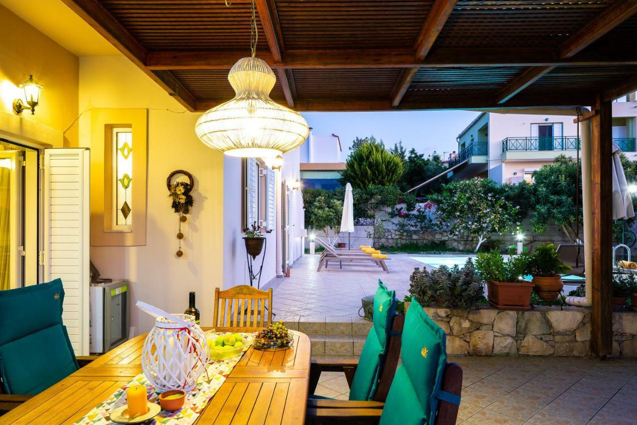 Carpe Diem-Luxury Villa With Private Pool Agia Paraskevi  ภายนอก รูปภาพ